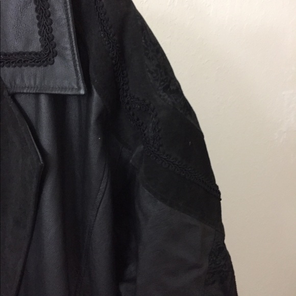 Women’s Full Length Leather Coat - Picture 2 of 6